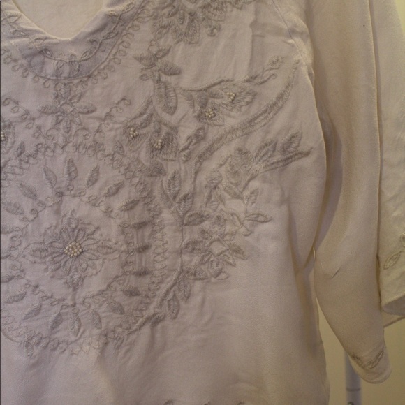 Bohemian cream top - Picture 2 of 3